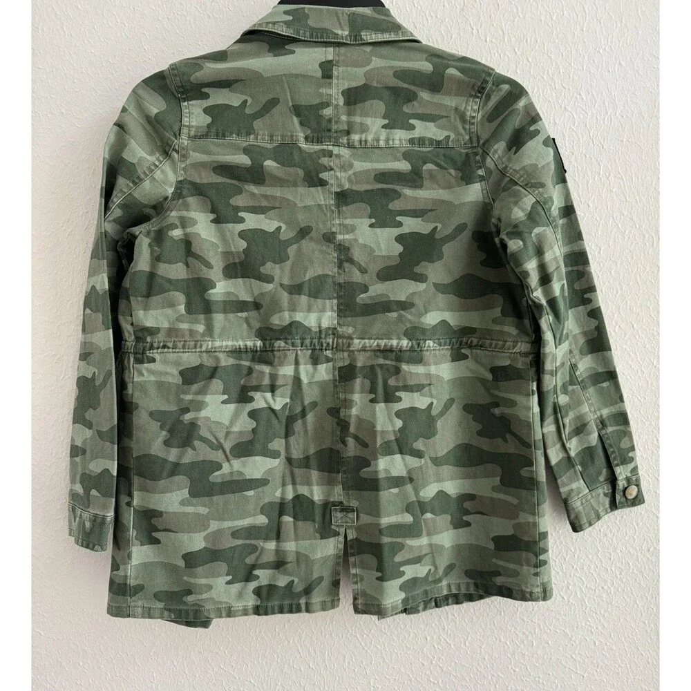 Justice jacket Girls Camouflage Drawstring Waist Button Down Jacket Size 6/7